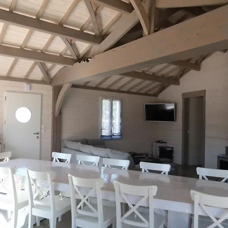 Maison Neuve Avec Piscine Privative A Noirmoutier - 10 Personnes - Fr-1-823-28